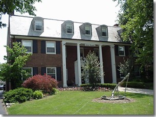 Delta Gamma chapter house