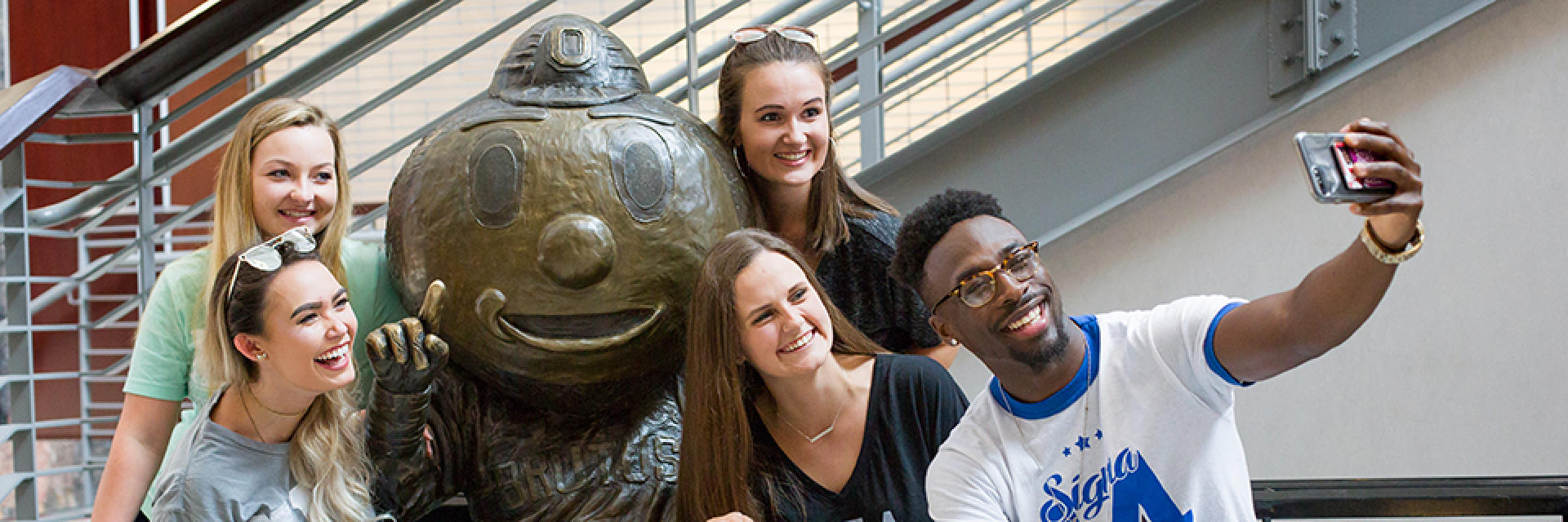 SLF Students at Brutus Bench